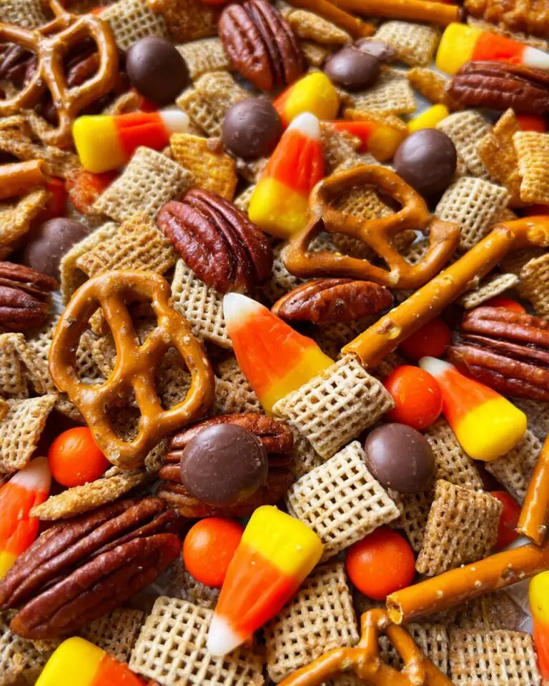 Halloween Pumpkin Spiced Chex Mix Recipe