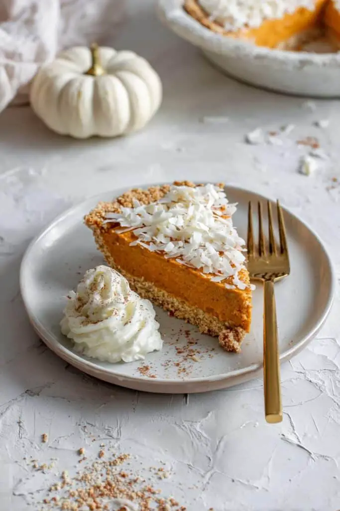 Pumpkin White Chocolate Mousse Pie Recipe